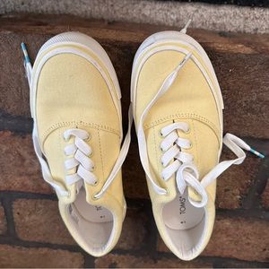 Toms Women’s sneakers, Sz 7M